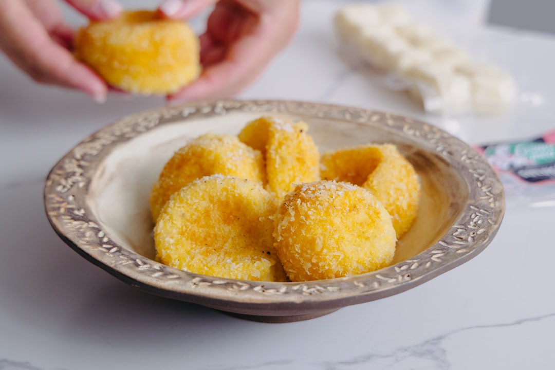 Картофельные шарики с сулугуни