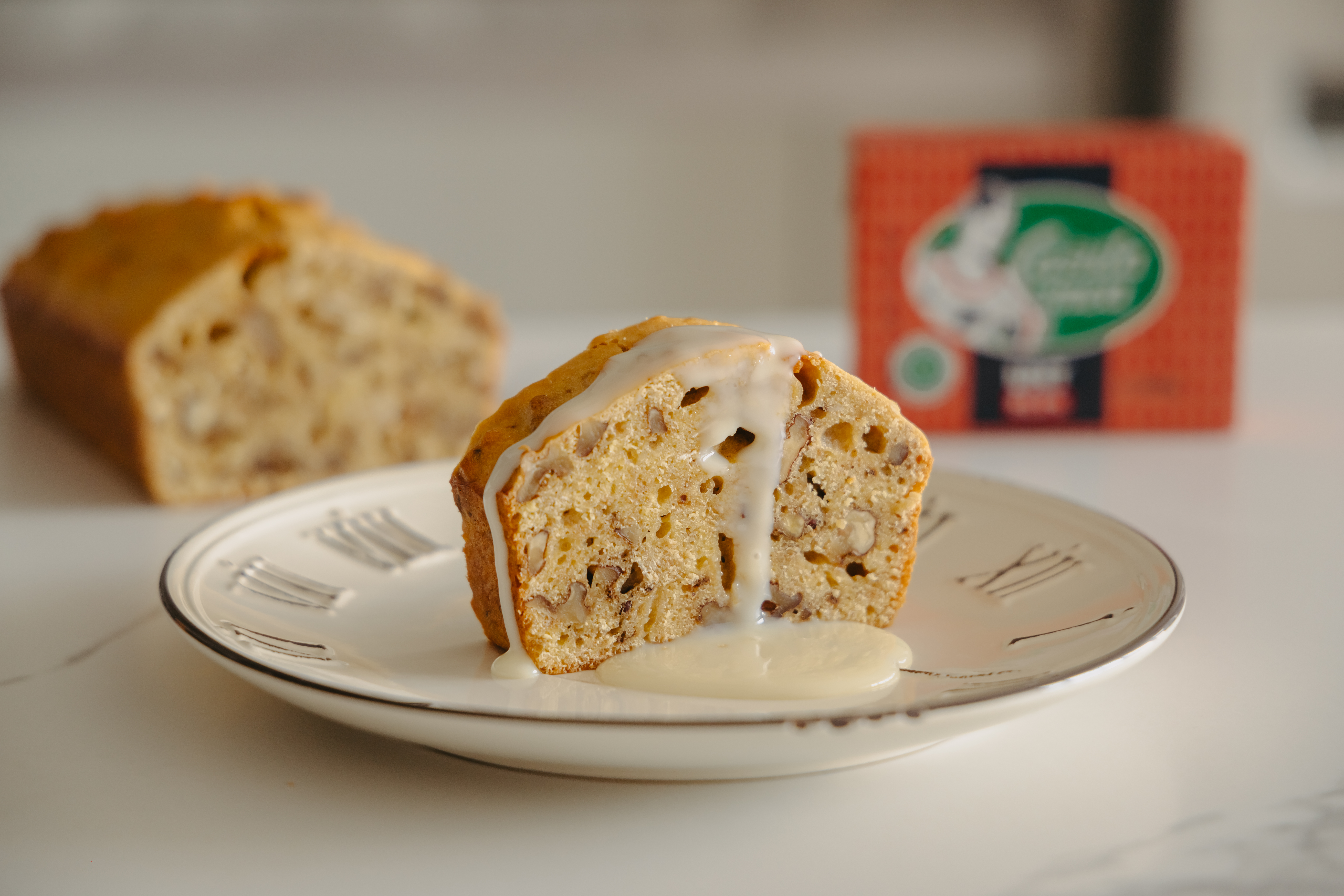 Кекс с орехами и овсяными хлопьями