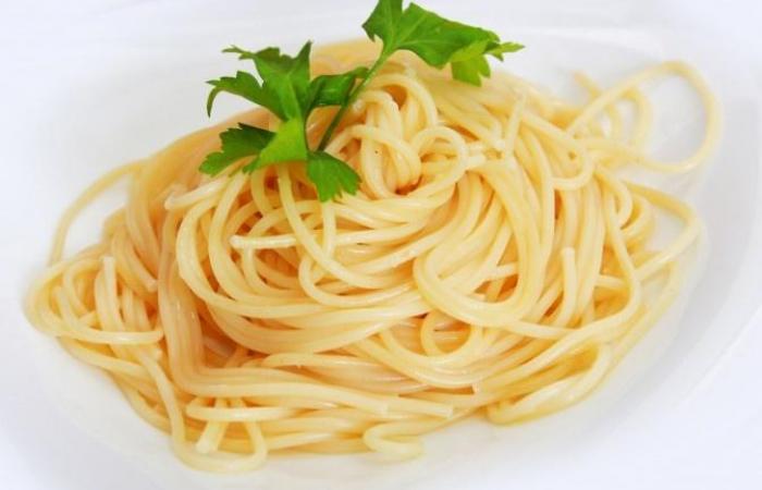 Pre-boiled spaghetti pasta