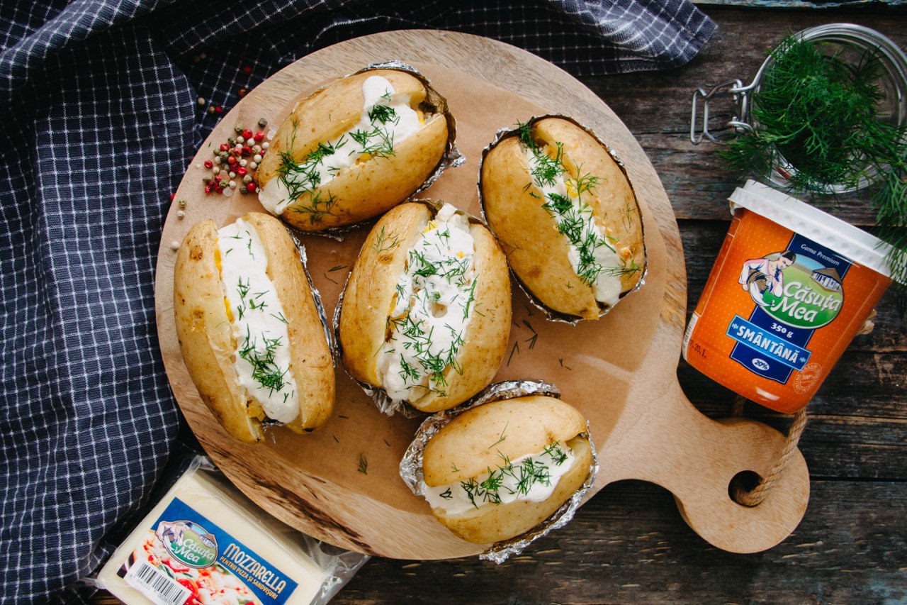 Фаршированный запеченный картофель