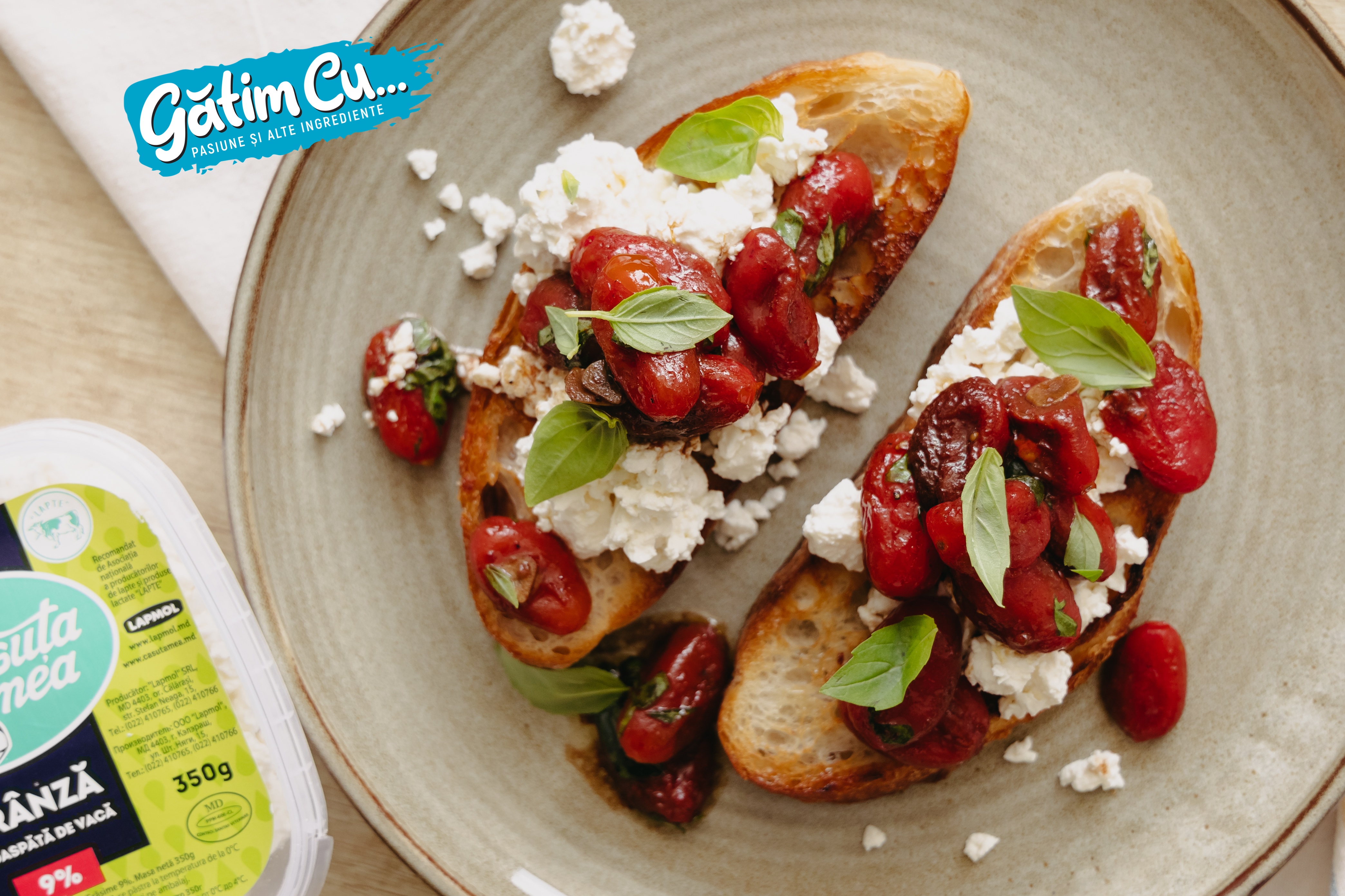 Baked tomatoes with cottage cheese