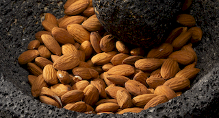 Fine almonds