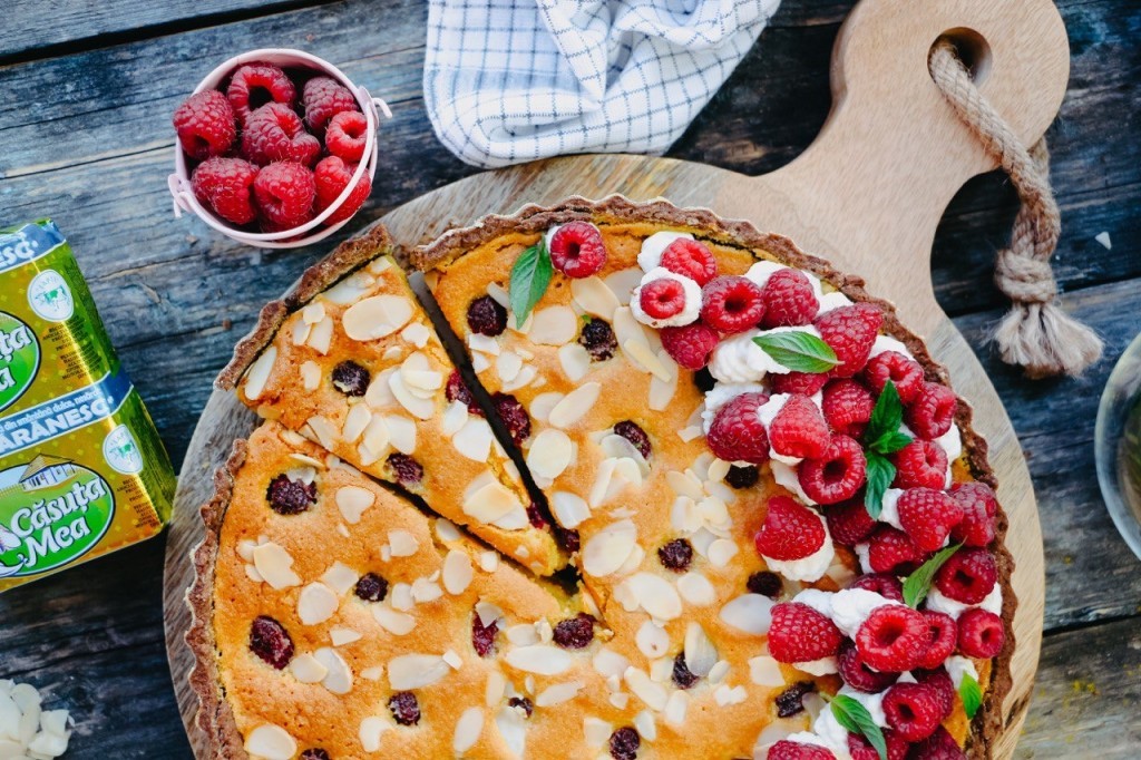 Tartă cu cremă de frangipane