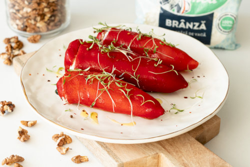 Peppers stuffed with cream cheese